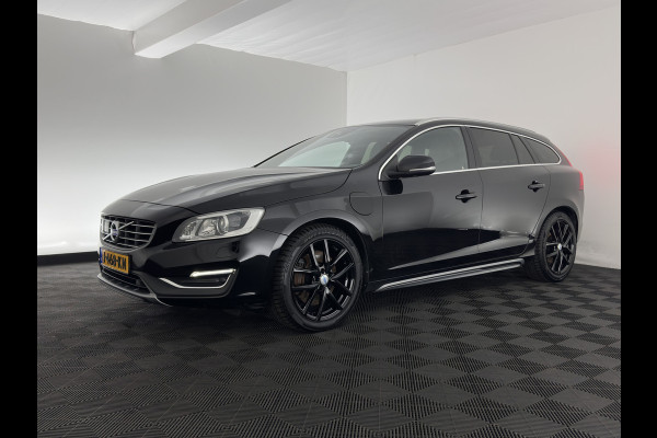 Volvo V60 2.4 D5 Twin Engine Summum (Plug-In) Aut. *LEATHER | XENON | MEMORY-PACK | HEATED-COMFORTSEATS | PRIVACY-GLASS | NAVI-FULLMAP | ADAPTIVE-CRUISE | ECC | LANE-ASSIST | PDC | 18''ALU*