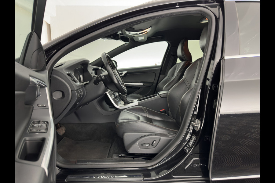 Volvo V60 2.4 D5 Twin Engine Summum (Plug-In) Aut. *LEATHER | XENON | MEMORY-PACK | HEATED-COMFORTSEATS | PRIVACY-GLASS | NAVI-FULLMAP | ADAPTIVE-CRUISE | ECC | LANE-ASSIST | PDC | 18''ALU*