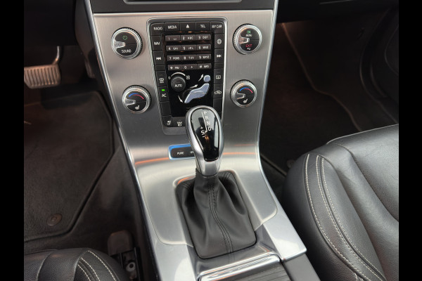 Volvo V60 2.4 D5 Twin Engine Summum (Plug-In) Aut. *LEATHER | XENON | MEMORY-PACK | HEATED-COMFORTSEATS | PRIVACY-GLASS | NAVI-FULLMAP | ADAPTIVE-CRUISE | ECC | LANE-ASSIST | PDC | 18''ALU*