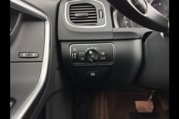 Volvo V60 2.4 D5 Twin Engine Summum (Plug-In) Aut. *LEATHER | XENON | MEMORY-PACK | HEATED-COMFORTSEATS | PRIVACY-GLASS | NAVI-FULLMAP | ADAPTIVE-CRUISE | ECC | LANE-ASSIST | PDC | 18''ALU*