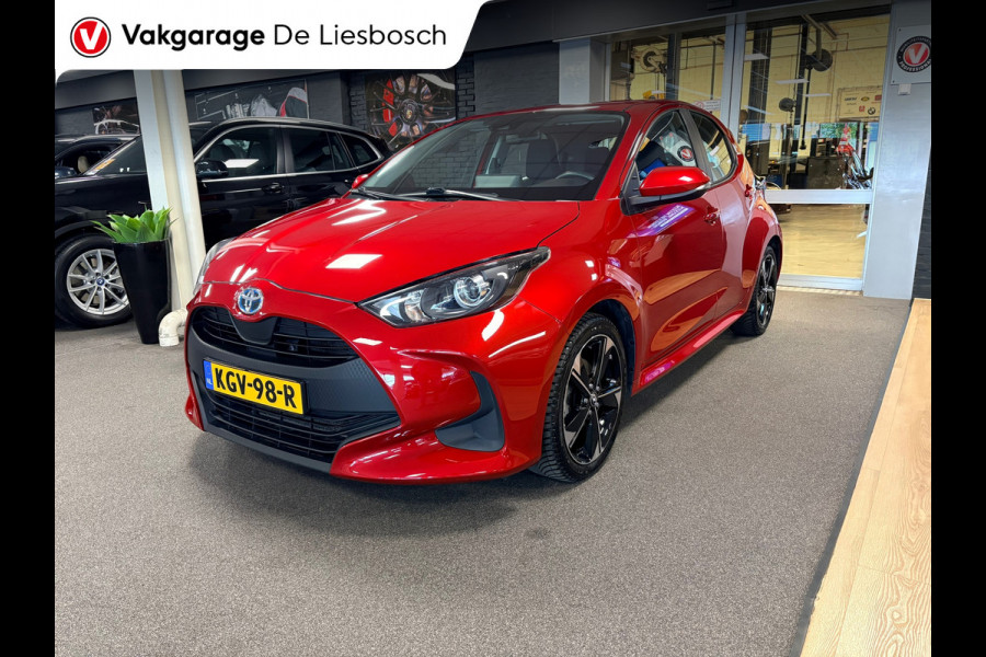 Toyota Yaris 1.5 Hybrid 115 Active / navi / camera / clima / cruisec / dealer onderhouden