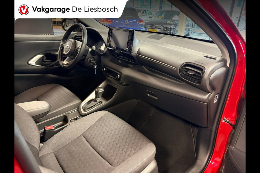 Toyota Yaris 1.5 Hybrid 115 Active / navi / camera / clima / cruisec / dealer onderhouden