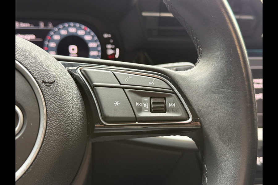 Audi A3 Sportback 40 TFSI e Advanced edition | Panoramadak | NL auto | Carplay | Sportstoelen | Full LED