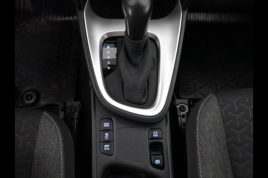 Toyota Yaris Cross 1.5 HYBRID DYNAMIC BLACKLINE GARANTIE 4-2033 CARPLAY NAVIGATIE . ADAPTIEVE CRUISE CONTROL .