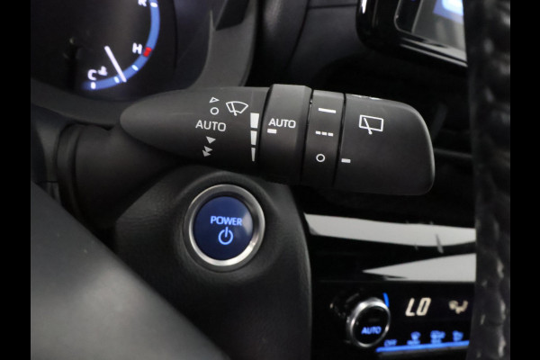 Toyota Yaris Cross 1.5 HYBRID DYNAMIC BLACKLINE GARANTIE 4-2033 CARPLAY NAVIGATIE . ADAPTIEVE CRUISE CONTROL .