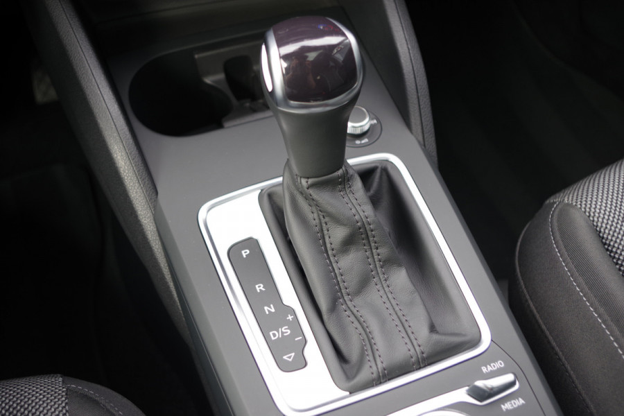 Audi Q2 35 TFSI 150 PK Automaat S-Line Edition, Panoramadak, LED, Camera, Cruise Control