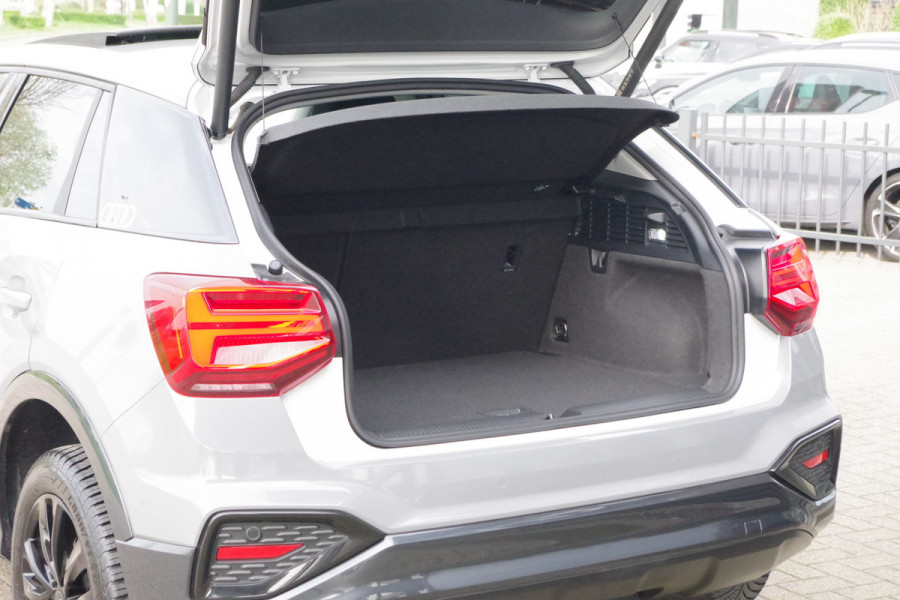 Audi Q2 35 TFSI 150 PK Automaat S-Line Edition, Panoramadak, LED, Camera, Cruise Control