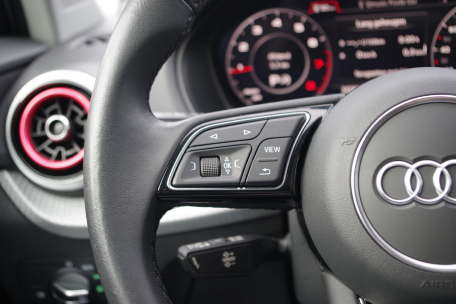 Audi Q2 35 TFSI 150 PK Automaat S-Line Edition, Panoramadak, LED, Camera, Cruise Control