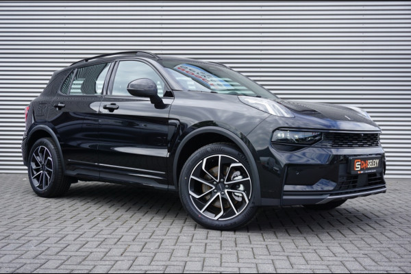 Lynk & Co 01 272PK Core PLUG IN HYBRID | NW MODEL | 1.800 TREKGEWICHT