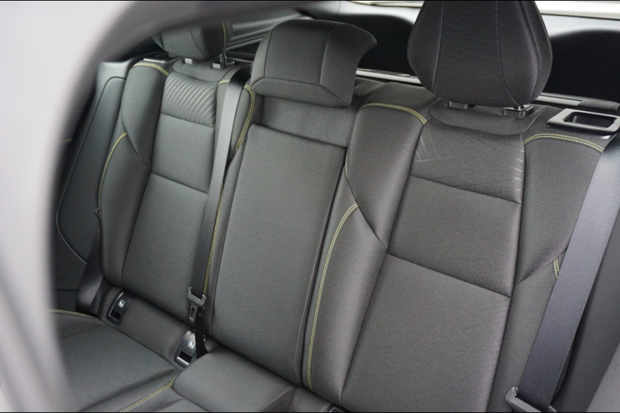 Lynk & Co 01 272PK Core PLUG IN HYBRID | NW MODEL | 1.800 TREKGEWICHT