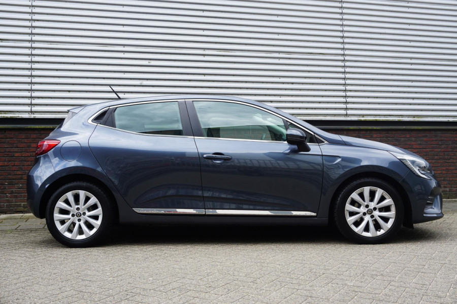 Renault Clio 1.0 TCe Intens/Half leer/Groot navigatie/Carplay/ Camera.