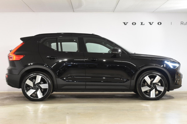 Volvo EX40 Single Motor Extended Range Ultra 82 kWh Navigatie / 360 Camera / 20'' velgen / Panorama schuif-kanteldak / Harman Kardon / Elektrisch verstelbare stoelen met geheugen / Stoelverwarming / Stuurverwarming