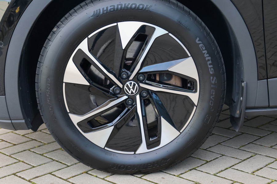 Volkswagen ID.4 Pro Performance 77 kWh | BTW | CAMERA | TREKHAAK | ACC | STOELVERWARMING |