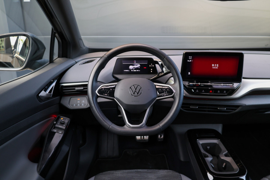 Volkswagen ID.4 Pro Performance 77 kWh | BTW | CAMERA | TREKHAAK | ACC | STOELVERWARMING |