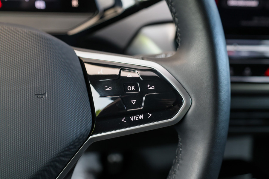 Volkswagen ID.4 Pro Performance 77 kWh | BTW | CAMERA | TREKHAAK | ACC | STOELVERWARMING |