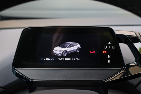 Volkswagen ID.4 Pro Performance 77 kWh | BTW | CAMERA | TREKHAAK | ACC | STOELVERWARMING |
