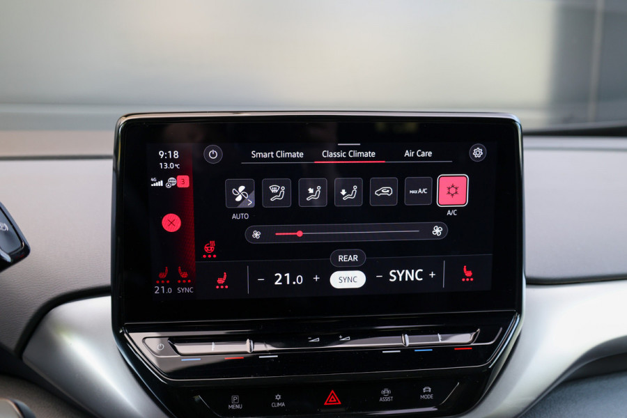 Volkswagen ID.4 Pro Performance 77 kWh | BTW | CAMERA | TREKHAAK | ACC | STOELVERWARMING |