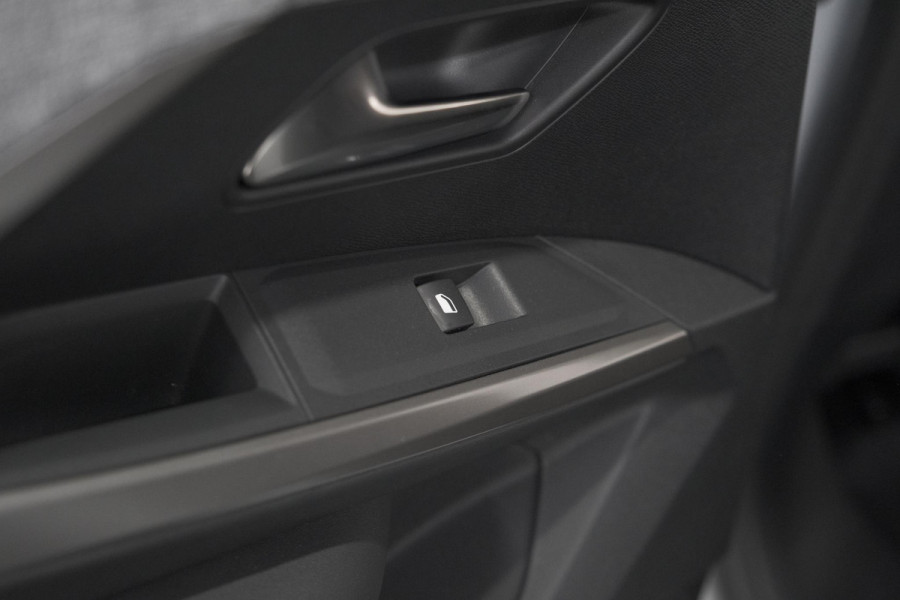 Peugeot 3008 136 Hybrid e-DCS6 Allure | Stoelverwarming | Camera | Apple Carplay