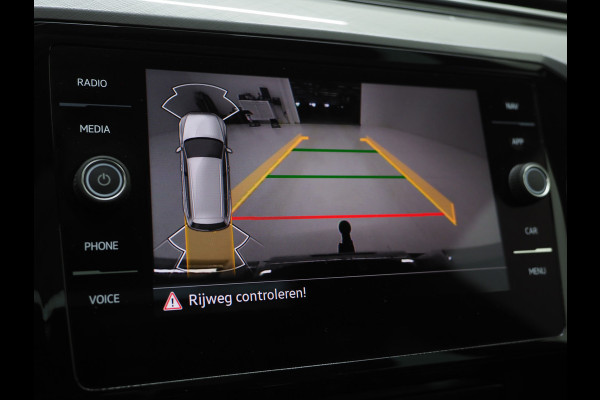 Volkswagen Passat Variant 1.4 TSI PHEV GTE 218PK | Panoramadak | Trekhaak | Massage | Camera | Virtual | Memory | Matrix | Carplay