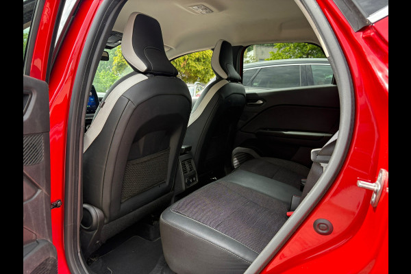 Renault Captur 1.6 E-Tech full hybrid 145 E-Tech Intens (RIJKLAAR/BOVAG GARANTIE)