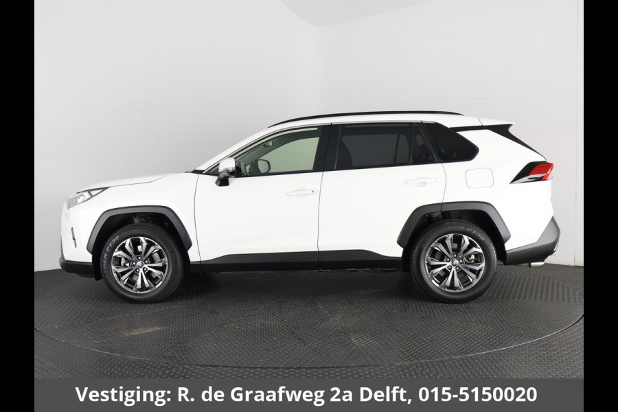 Toyota RAV4 2.5 Hybrid AWD Dynamic Luxury | Trekhaak | Trekgewicht 1650kg | Stuur-/Stoelverwarming | Parkeersensoren Voor & Achter |