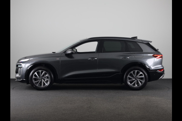 Audi Q6 e-tron Advanced edition 83Kwh 252 pk SUV | Tech pakket plus | Glazen panoramadak | Sportstoelen | Frunk |
