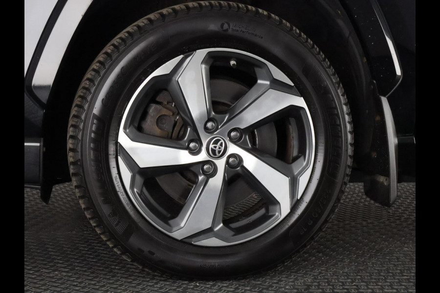 Toyota RAV4 2.5 Plug-in Hybrid AWD Business Plus | Stuur-/Stoelverwarming voor & achter | Apple Carplay & AndroidAUTO | Adapt.Cruise Control |