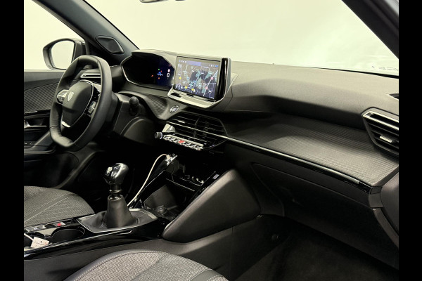 Peugeot 2008 1.2 PureTech 100 Allure Navigatie Apple Carplay/Android Auto Parkeersensoren Cruise Control Full LED Virtual Cockpit Climate Control Lichtmetalen velgen