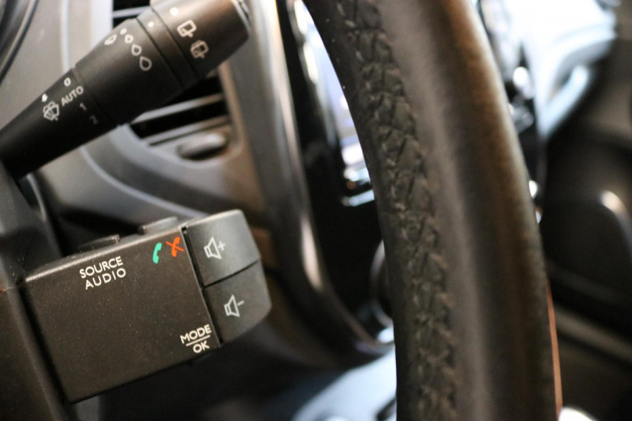 Renault Captur 1.2 TCe Intens | CAMERA | CARPLAY | TREKHAAK | NAP |