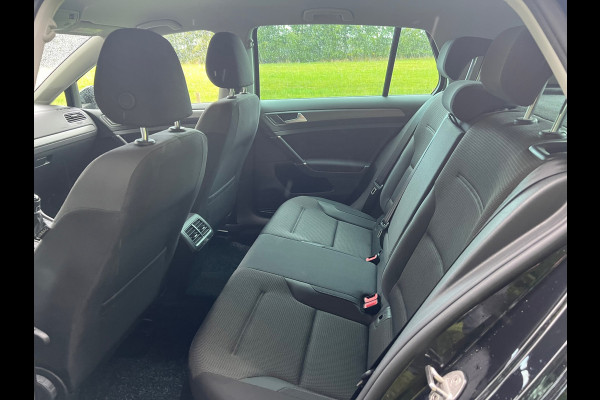 Volkswagen Golf 1.0 TSI Comfortline | Adaptief Cruise + Airco + Carplay Nu € 11.975,-!!!