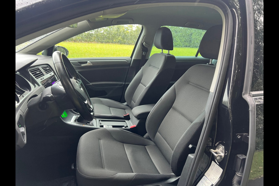 Volkswagen Golf 1.0 TSI Comfortline | Adaptief Cruise + Airco + Carplay Nu € 11.975,-!!!