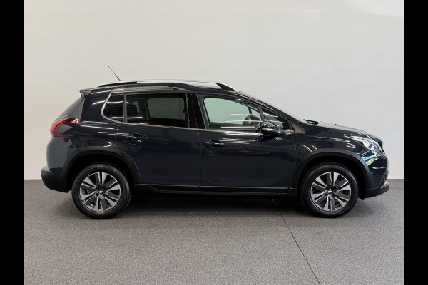 Peugeot 2008 1.2 PureTech Allure Navigatie Apple Carplay Android Auto Parkeersensoren achter Cruise Control Climate Control Lichtmetalen velgen
