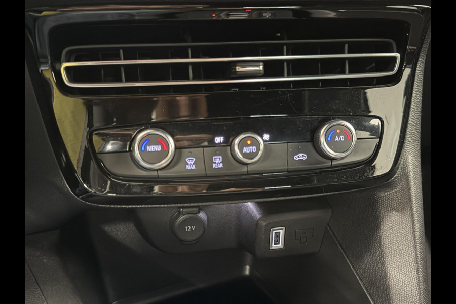 Opel Mokka 1.2 Turbo Hybrid GS AUTOMAAT Climate control Navigatie LED Parkeersensoren achter Camera Cruise control Lichtmetalen velgen Apple Carplay/ Android auto