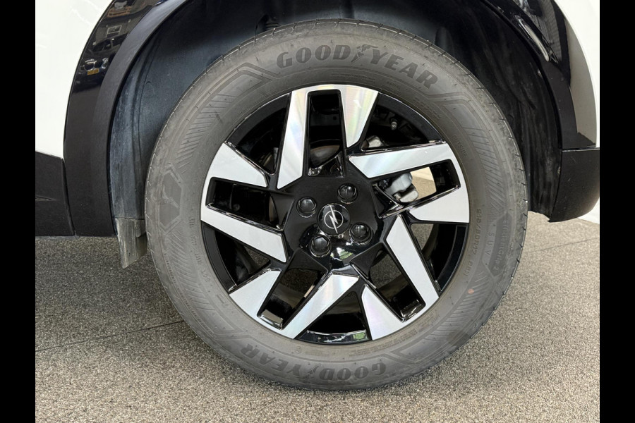Opel Mokka 1.2 Turbo Hybrid GS AUTOMAAT Climate control Navigatie LED Parkeersensoren achter Camera Cruise control Lichtmetalen velgen Apple Carplay/ Android auto
