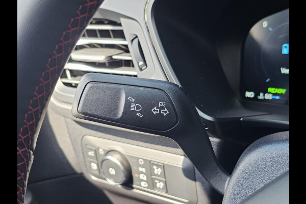 Ford Kuga 2.5 PHEV ST-Line X 243pk | Driver Assistance Pack | Winterpack | Panoramadak | Technology Pack | All Weather Banden |
