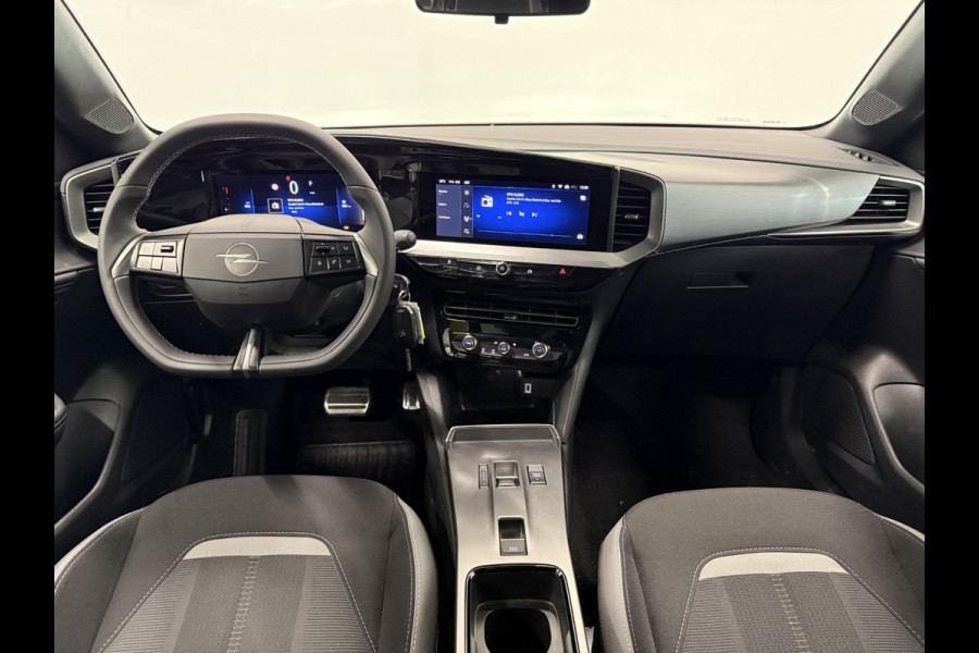 Opel Mokka 1.2 Turbo Hybrid GS AUTOMAAT Climate control Navigatie LED Parkeersensoren achter Camera Cruise control Lichtmetalen velgen Apple Carplay/ Android auto