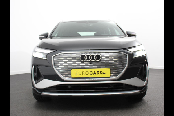 Audi Q4 e-tron 45 Advanced edition 82 kWh Climate control Adaptieve cruise control Parkeersensoren Keyless Verwarmde voorstoelen Lane assist LED Dodehoek assistent Navigatie Apple Carplay/ Android Auto
