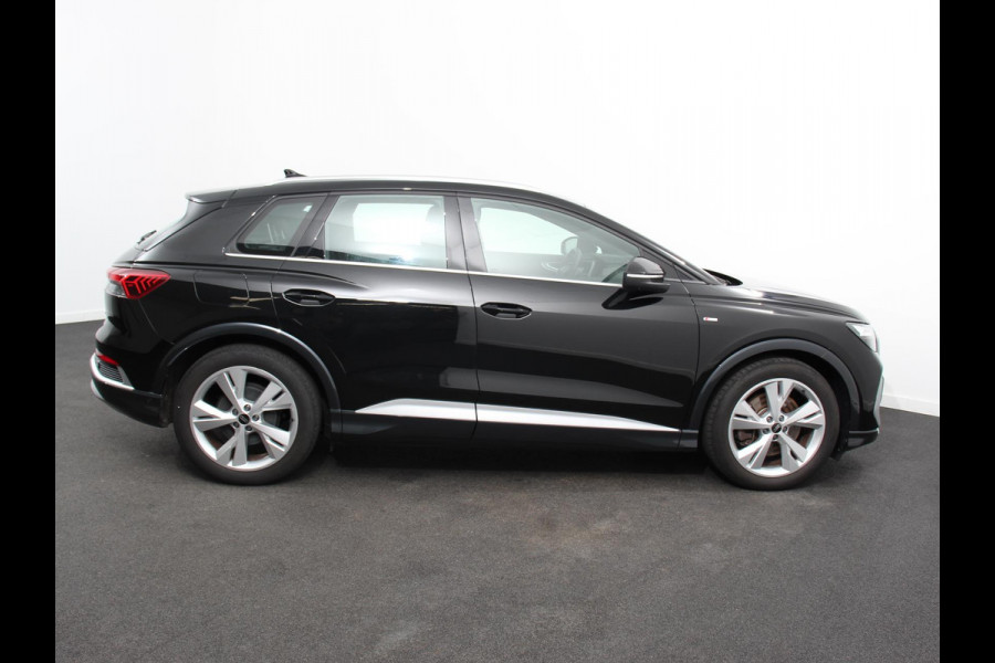 Audi Q4 e-tron 45 Advanced edition 82 kWh Climate control Adaptieve cruise control Parkeersensoren Keyless Verwarmde voorstoelen Lane assist LED Dodehoek assistent Navigatie Apple Carplay/ Android Auto
