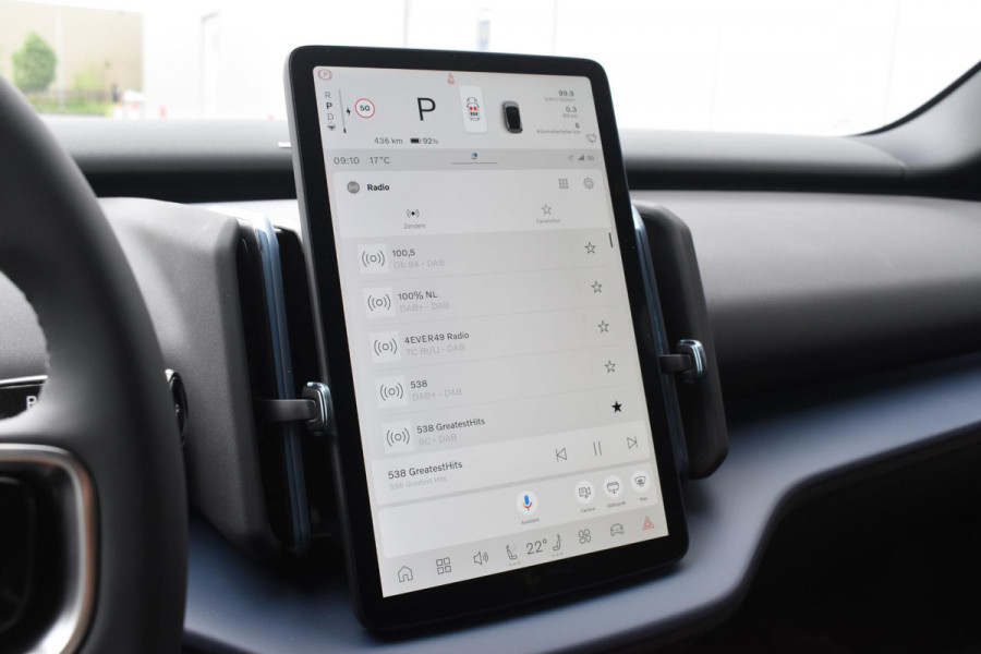 Volvo EX30 Single Motor Extended Range Plus Europa 69 kWh / Adaptive Cruise control / Extra getint glas / Climate Pack / Achteruitrijcamera / Elektrisch verstelbare stoelen / Parkeersensoren V+A