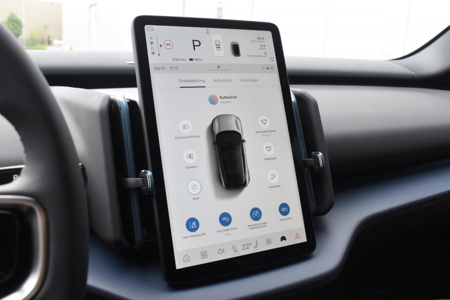Volvo EX30 Single Motor Extended Range Plus Europa 69 kWh / Adaptive Cruise control / Extra getint glas / Climate Pack / Achteruitrijcamera / Elektrisch verstelbare stoelen / Parkeersensoren V+A