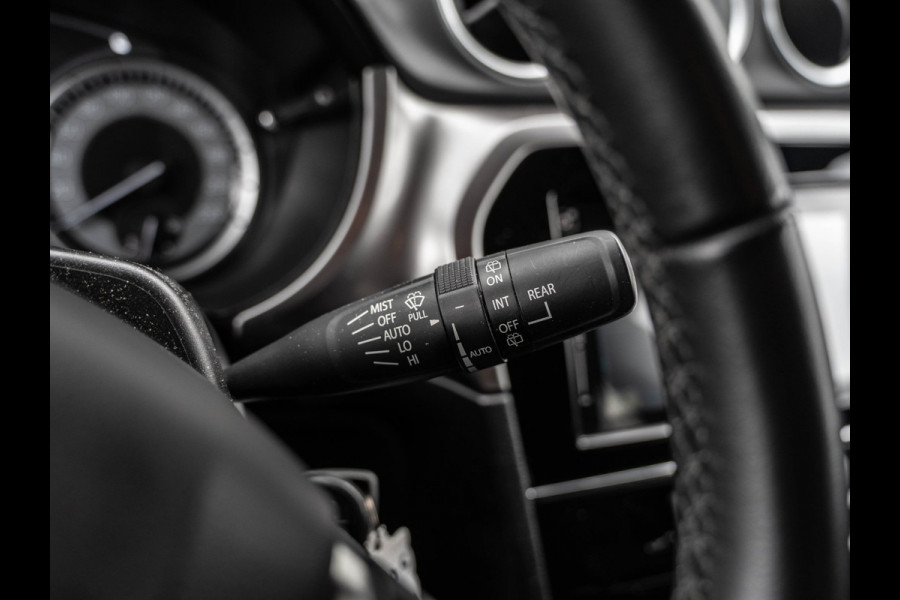 Suzuki Vitara 1.4 Boosterjet Select Smart Hybrid | Carplay | Camera | ACC