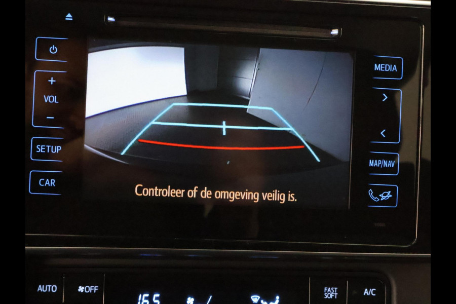 Toyota Auris 1.8 Hybrid Business Plus | Navigatie | Cruise control | Camera | Trekhaak |