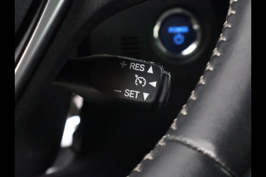 Toyota Auris 1.8 Hybrid Business Plus | Navigatie | Cruise control | Camera | Trekhaak |