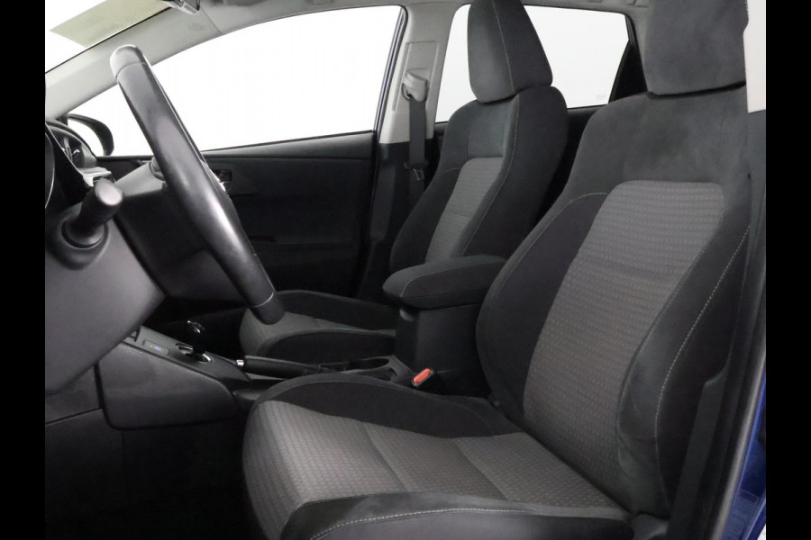 Toyota Auris 1.8 Hybrid Business Plus | Navigatie | Cruise control | Camera | Trekhaak |