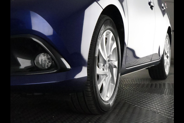 Toyota Auris 1.8 Hybrid Business Plus | Navigatie | Cruise control | Camera | Trekhaak |