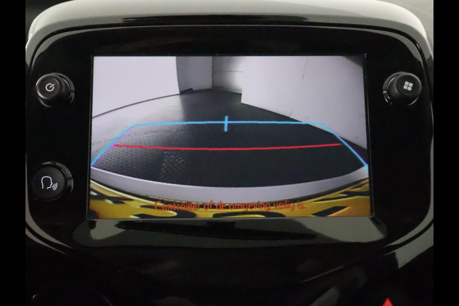 Toyota Aygo 1.0 VVT-i X-Joy Pack | Apple Carplay & AndroidAUTO | Lichtmetalen velgen | Privacy Glass |