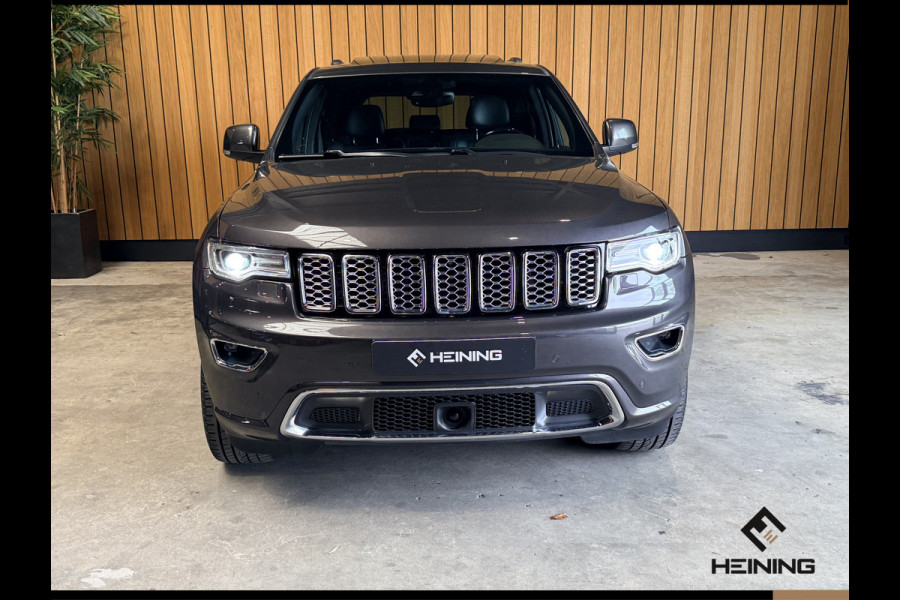 Jeep Grand Cherokee 3.6 Overland. Leer. Navi. Apple-carplay. Trekhaak. Van eerste eigenaar. BTW.