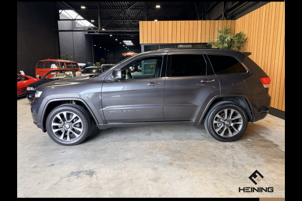 Jeep Grand Cherokee 3.6 Overland. Leer. Navi. Apple-carplay. Trekhaak. Van eerste eigenaar. BTW.