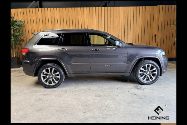 Jeep Grand Cherokee 3.6 Overland. Leer. Navi. Apple-carplay. Trekhaak. Van eerste eigenaar. BTW.