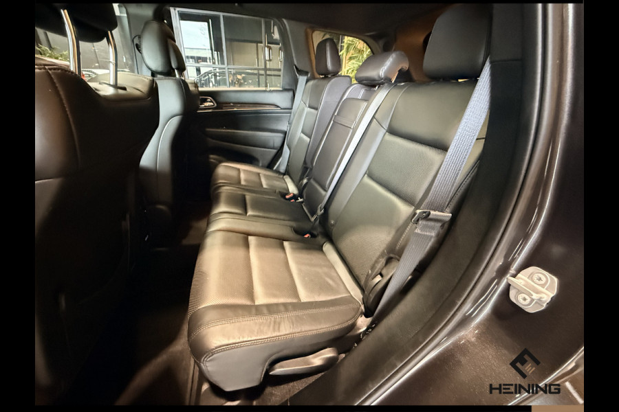 Jeep Grand Cherokee 3.6 Overland. Leer. Navi. Apple-carplay. Trekhaak. Van eerste eigenaar. BTW.